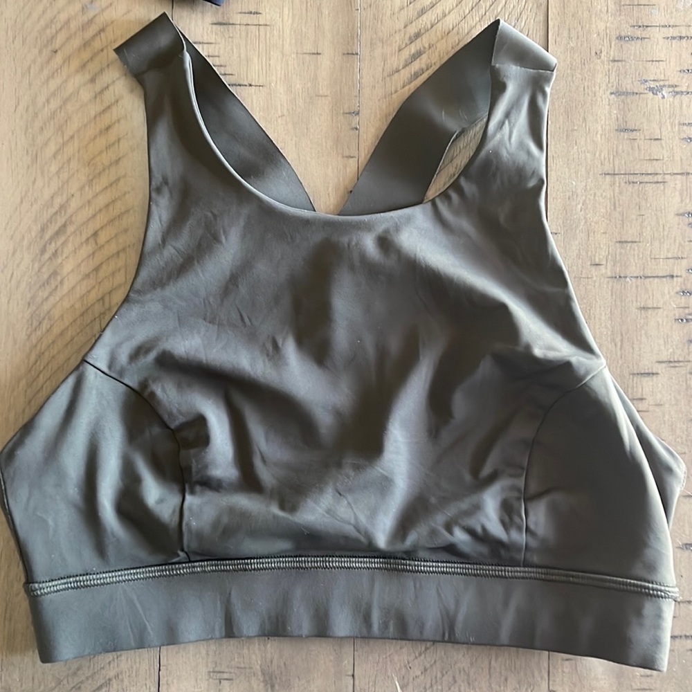 Lululemon Fast & Free military green
